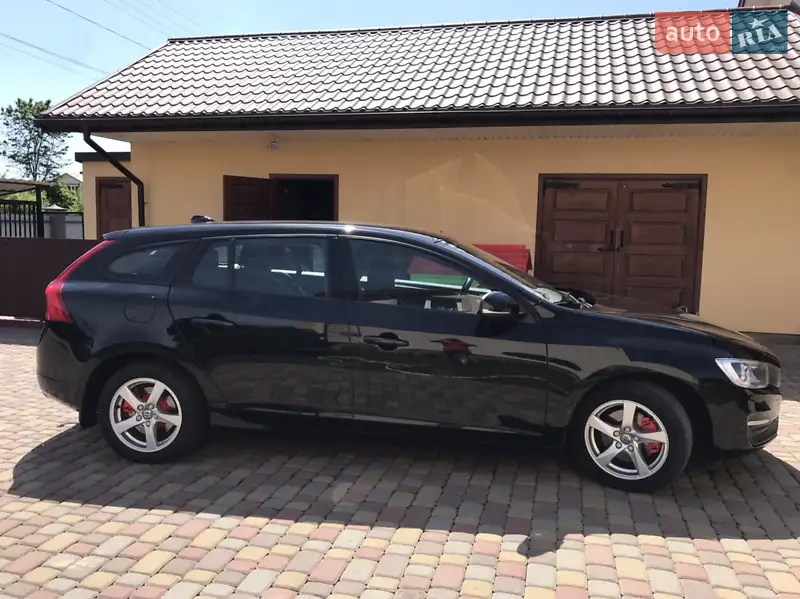 Volvo V60 2017 VIN YV1FW7880H2372273 фото оголошення 8 з 87