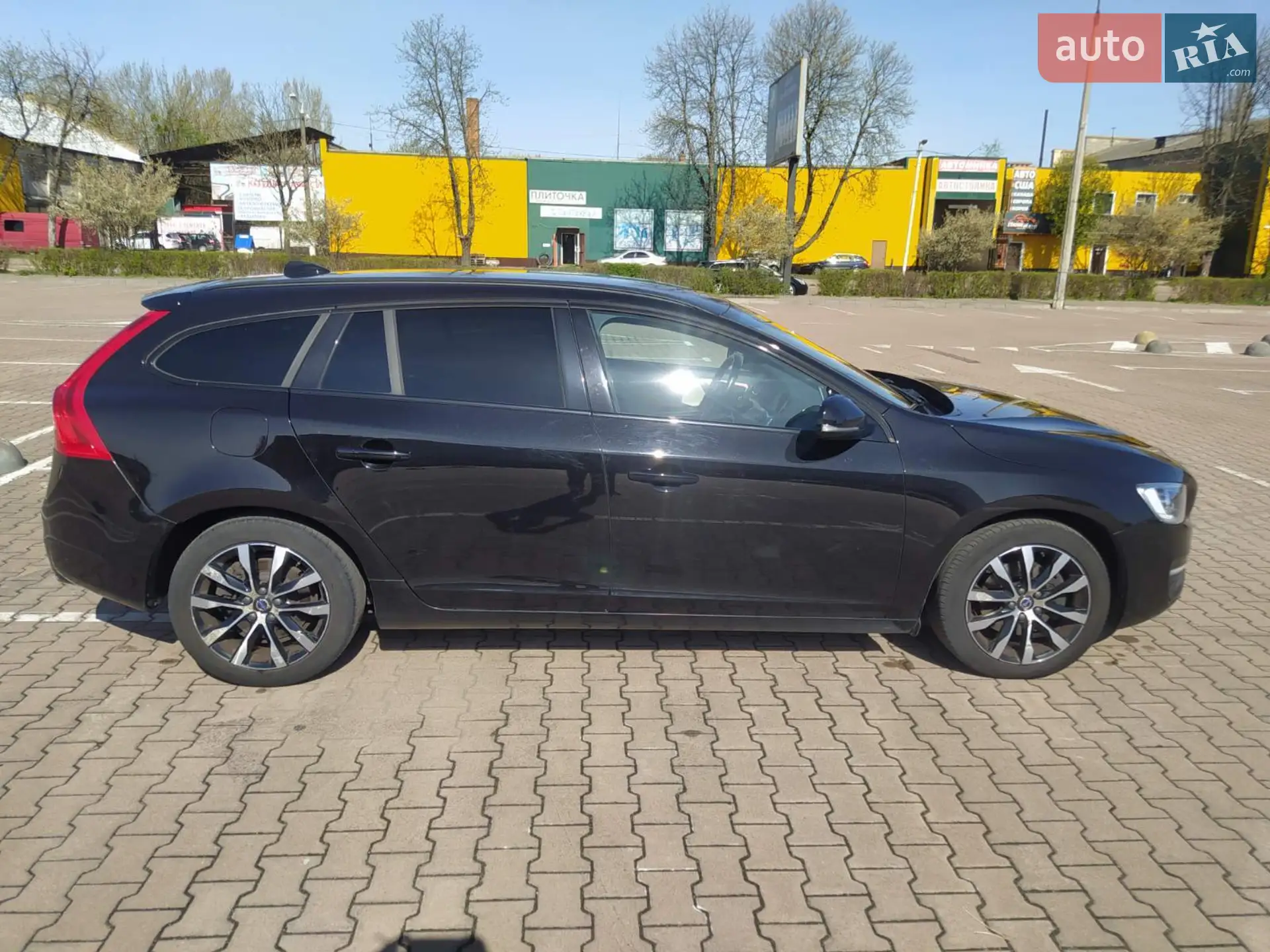 2018 Volvo V60 - мініатюра 7