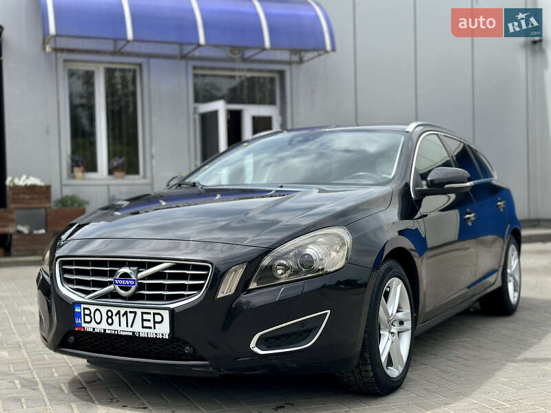 Универсал Volvo V60 2011 в 
