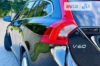 Универсал Volvo V60 2014 в Житомире