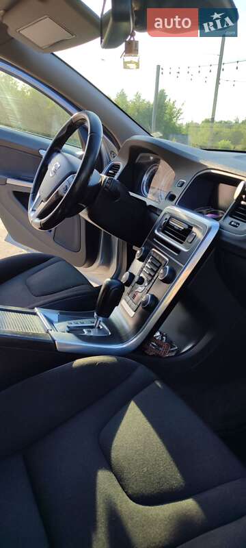 Універсал Volvo V60 2011 в Славуті