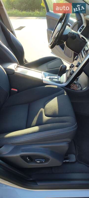 Універсал Volvo V60 2011 в Славуті