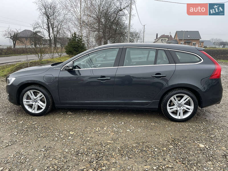 Универсал Volvo V60 2015 в Черновцах фото 17 Универсал Volvo V60 2015 в Черновцах