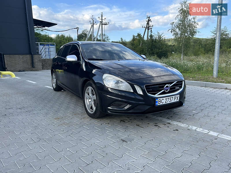 Универсал Volvo V60 2011 в Старом Самборе