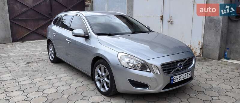 Универсал Volvo V60 2012 в Измаиле