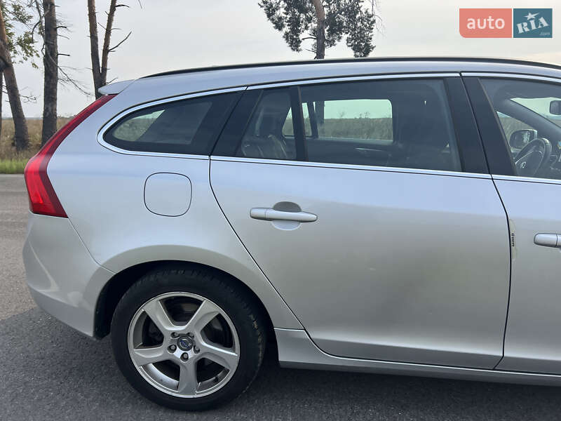Універсал Volvo V60 2011 в Києві