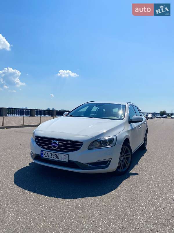 Универсал Volvo V60 2014 в Киеве фото 4 Универсал Volvo V60 2014 в Киеве