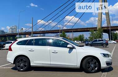 Універсал Volvo V60 2014 в Києві