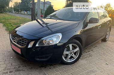 Універсал Volvo V60 2012 в Охтирці