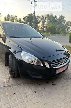 Универсал Volvo V60 2012 в Ахтырке