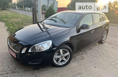 Універсал Volvo V60 2012 в Охтирці