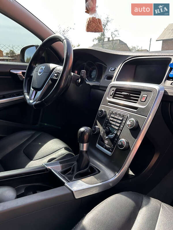 Универсал Volvo V60 2013 в Львове