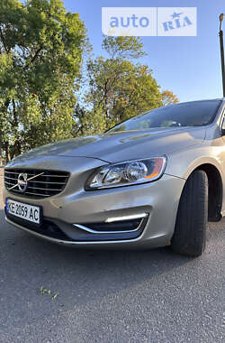 Универсал Volvo V60 2014 в Синельниково