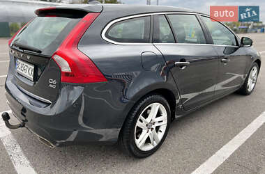 Универсал Volvo V60 2015 в Львове