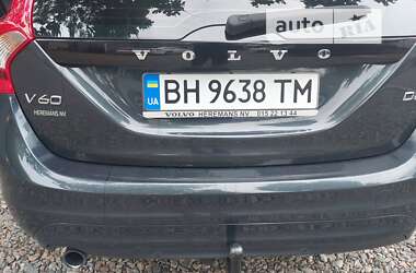 Универсал Volvo V60 2014 в Одессе