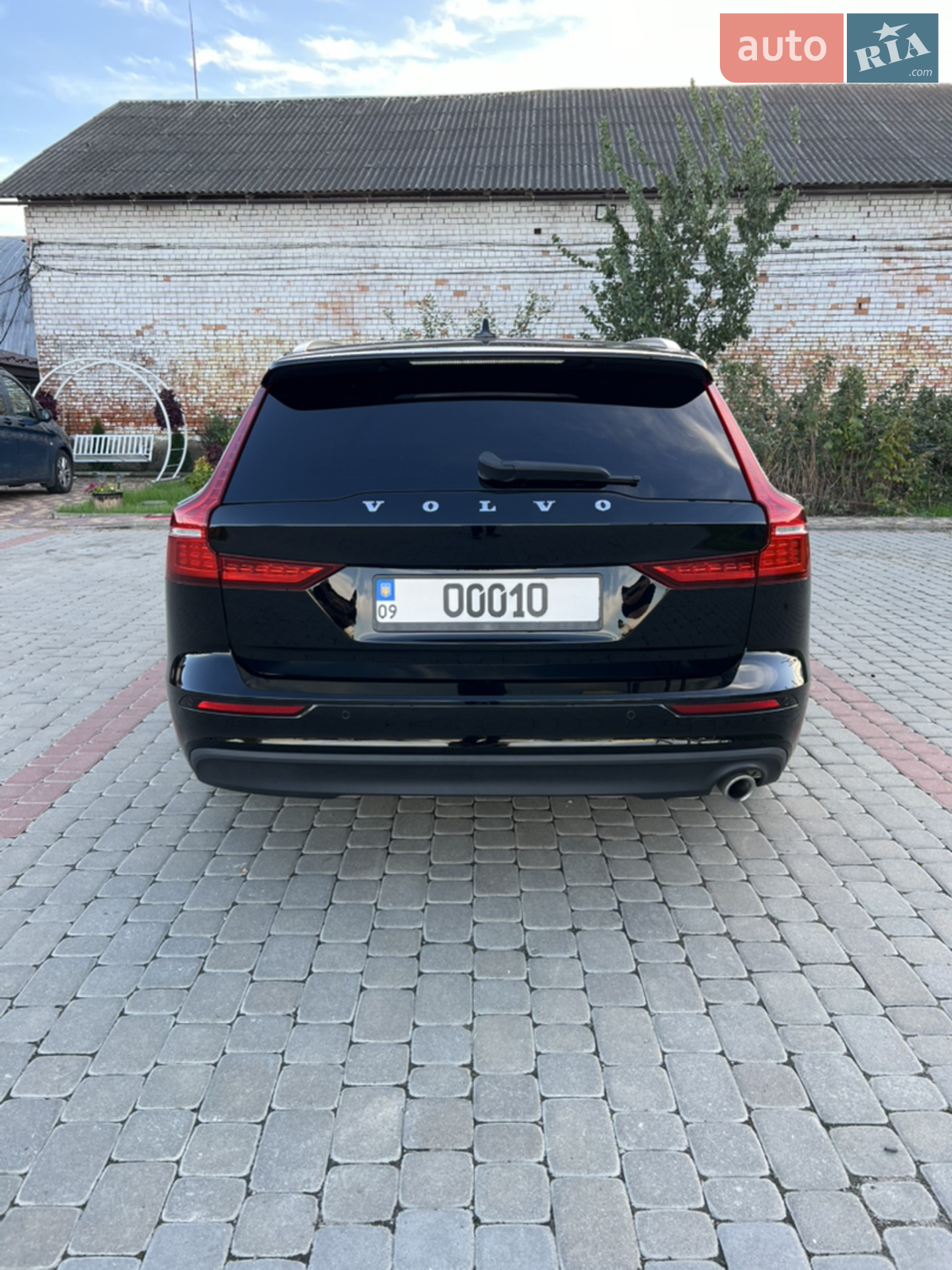 2018 Volvo V60 - мініатюра 8