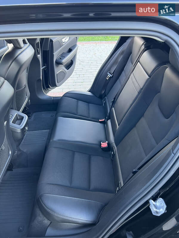 Универсал Volvo V60 2018 в Снятине