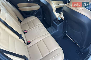 Универсал Volvo V60 2020 в 