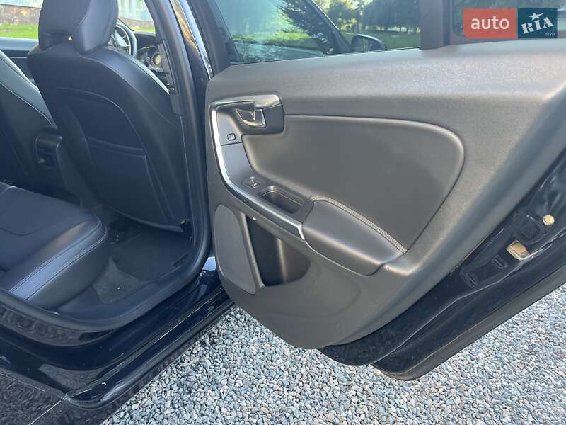 Универсал Volvo V60 2014 в Львове фото 8 Универсал Volvo V60 2014 в Львове