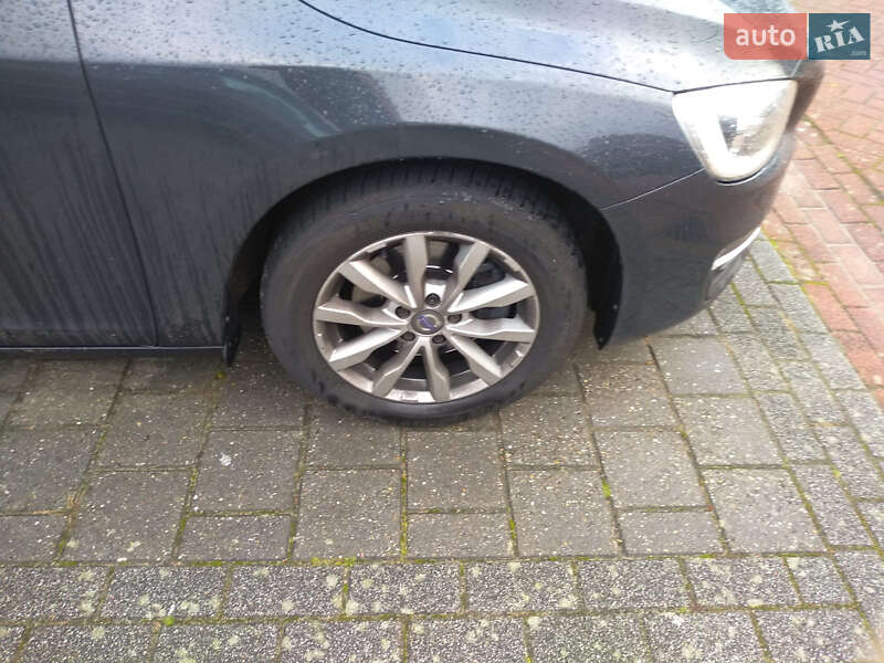 Универсал Volvo V60 2017 в Ровно фото 10 Универсал Volvo V60 2017 в Ровно