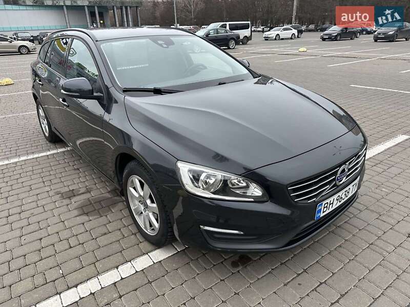 Универсал Volvo V60 2014 в Одессе