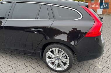 Універсал Volvo V60 2011 в Стрию