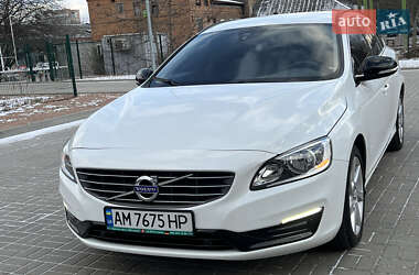 Универсал Volvo V60 2013 в Житомире