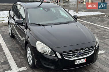 Універсал Volvo V60 2010 в Луцьку