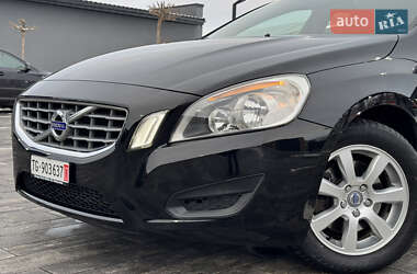 Універсал Volvo V60 2010 в Луцьку