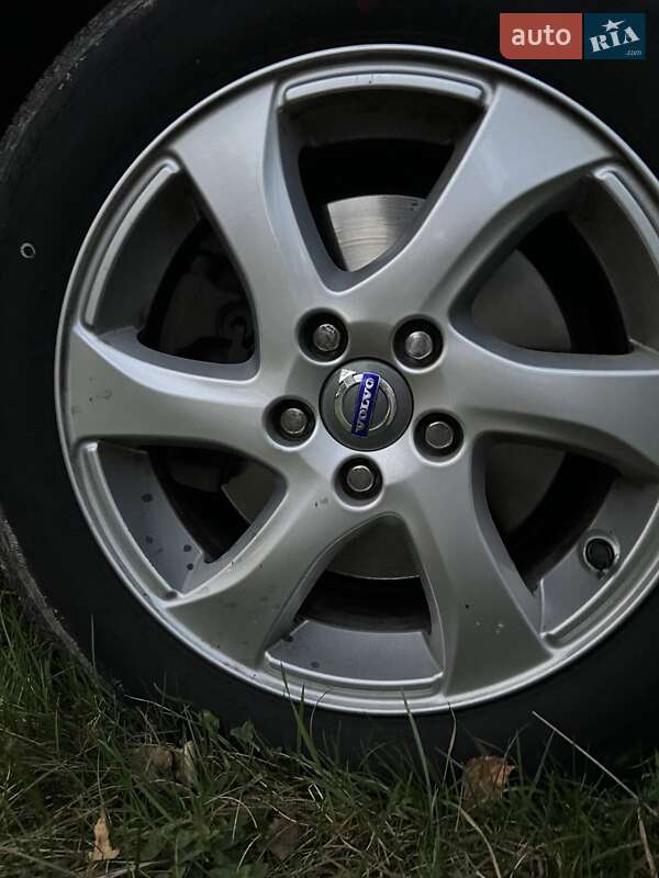 Универсал Volvo V60 2011 в Костополе