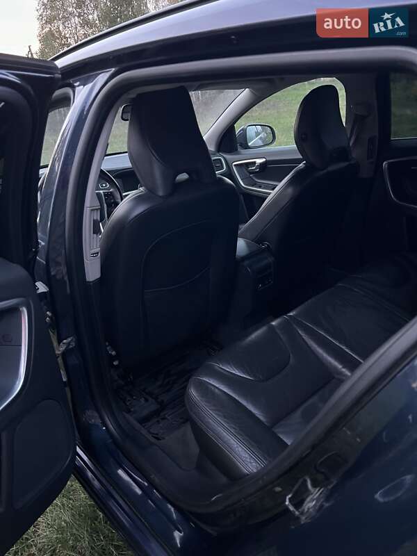 Универсал Volvo V60 2011 в Костополе