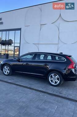 Универсал Volvo V60 2015 в Луцке