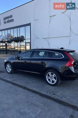 Универсал Volvo V60 2015 в Луцке