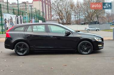 Универсал Volvo V60 2014 в Киеве