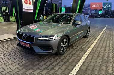 Універсал Volvo V60 2020 в Луцьку