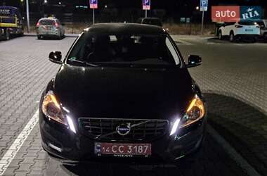 Універсал Volvo V60 2012 в Стрию