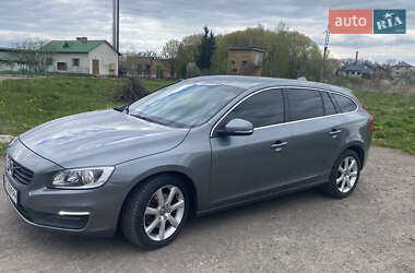 Універсал Volvo V60 2015 в Львові