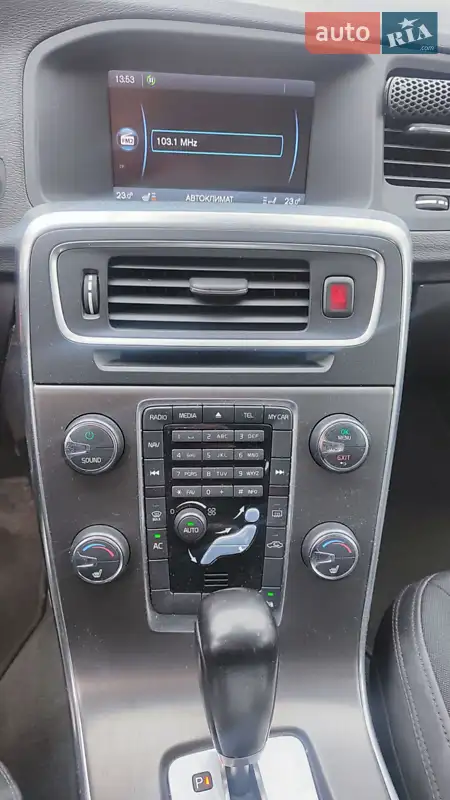 Volvo V60 2011 VIN YV1FW5250B1027422 фото оголошення 31 з 65
