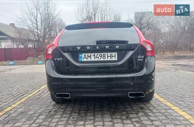 Универсал Volvo V60 2014 в 