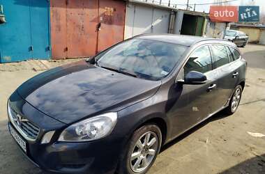 Універсал Volvo V60 2012 в 