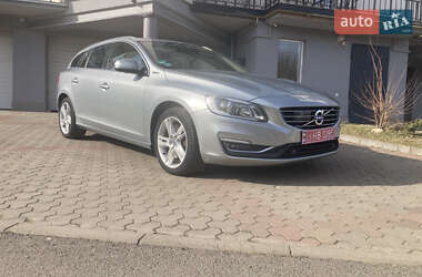 Универсал Volvo V60 2013 в 