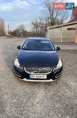 Универсал Volvo V60 2011 в Новоселице