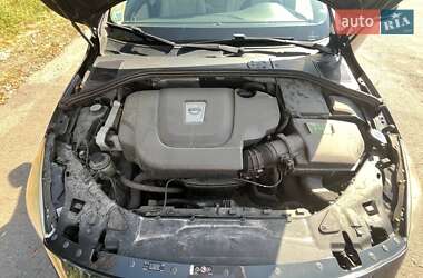 Универсал Volvo V60 2010 в 