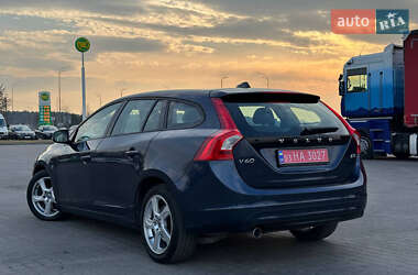 Універсал Volvo V60 2014 в Радивиліві