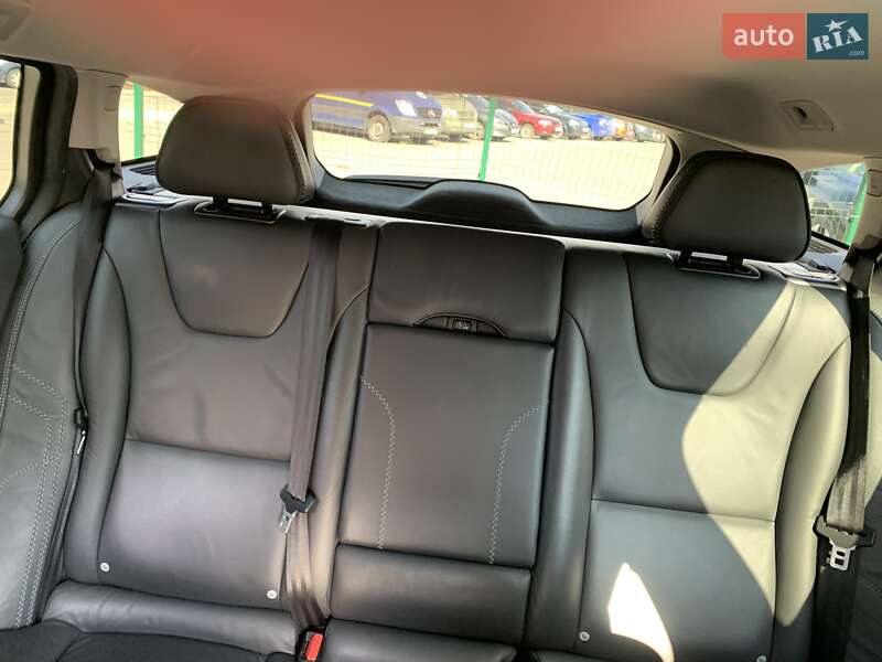 Універсал Volvo V60 2011 в Львові