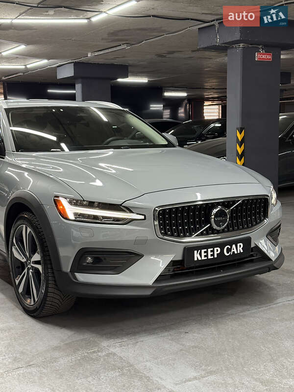 Универсал Volvo V60 2024 в Одессе