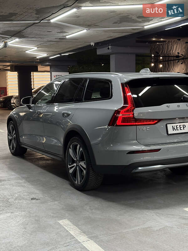 Универсал Volvo V60 2024 в Одессе