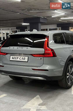Універсал Volvo V60 2023 в Одесі