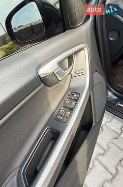 Универсал Volvo V60 2011 в 
