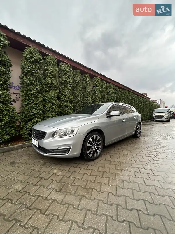 Volvo V60 2018